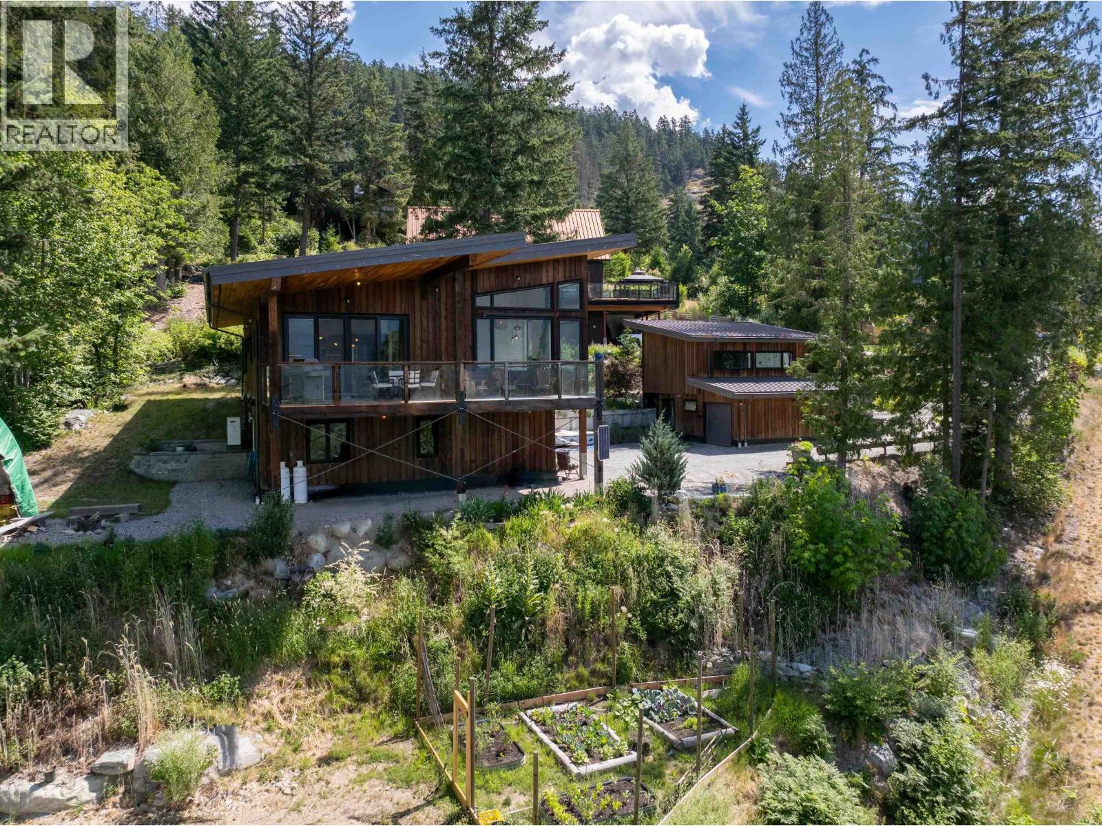 1715 WISHBONE COURT