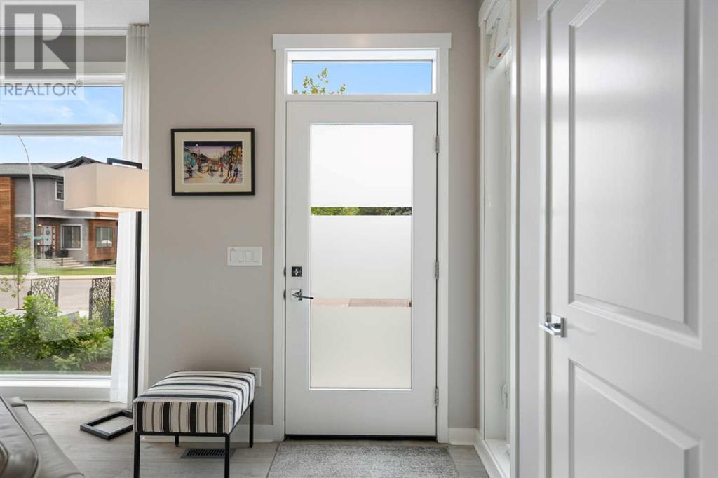 2739 Cochrane Road NW