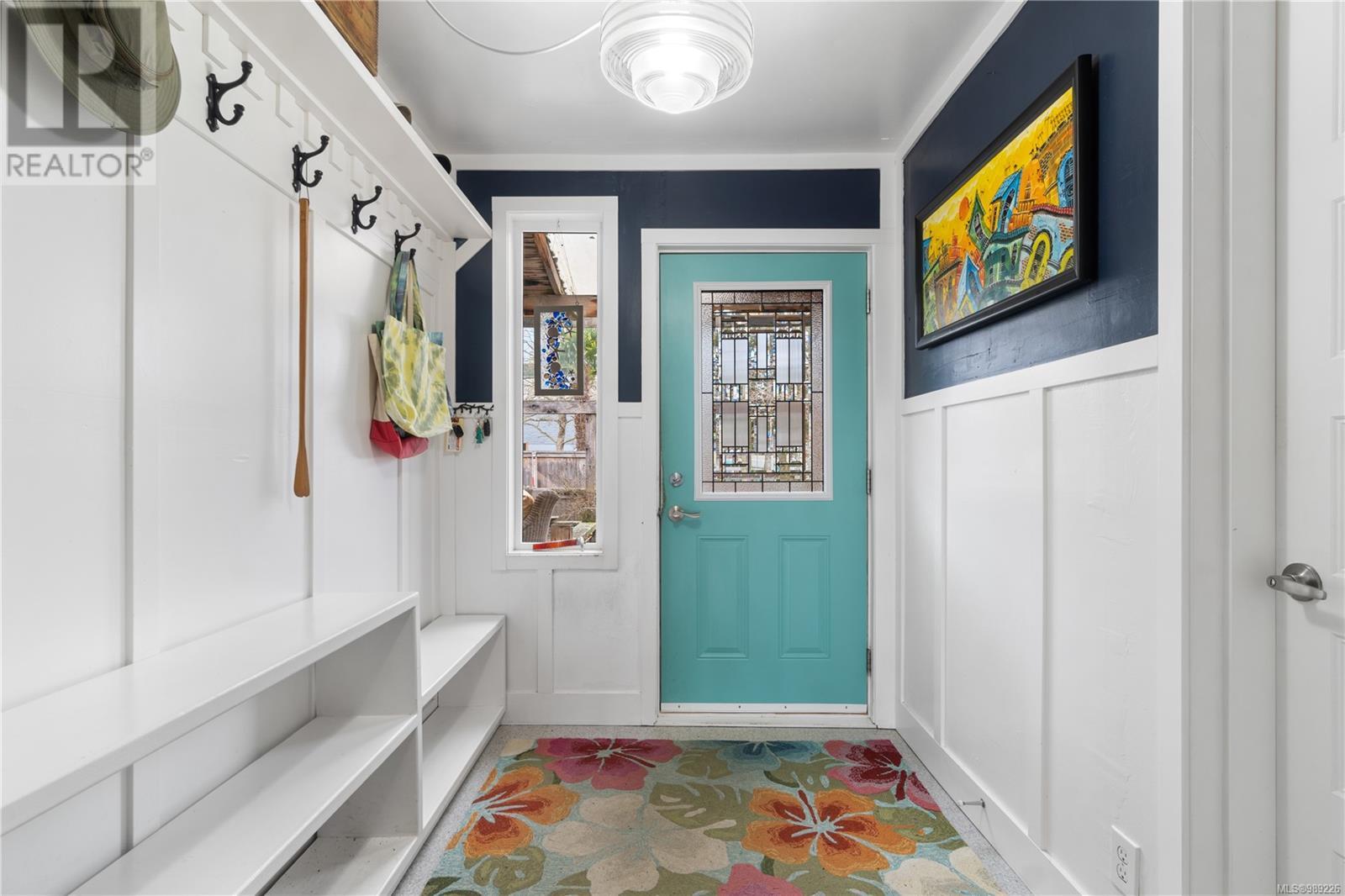 309 Pioneer Cres
