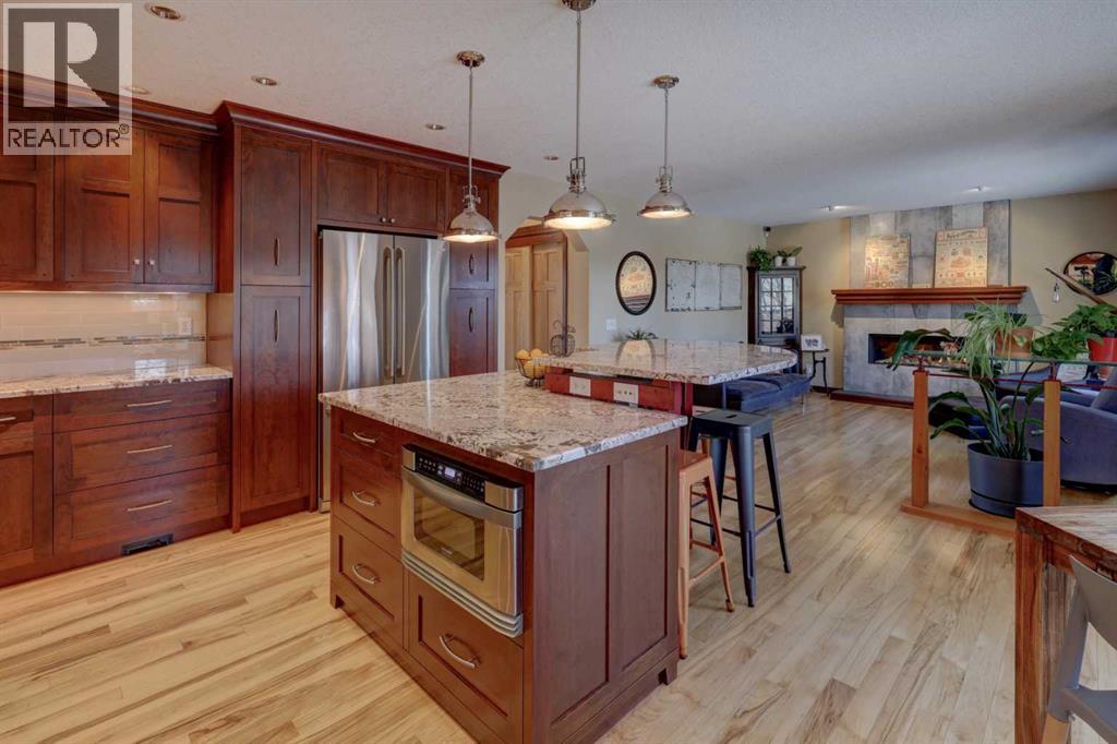 66 Scimitar Point NW