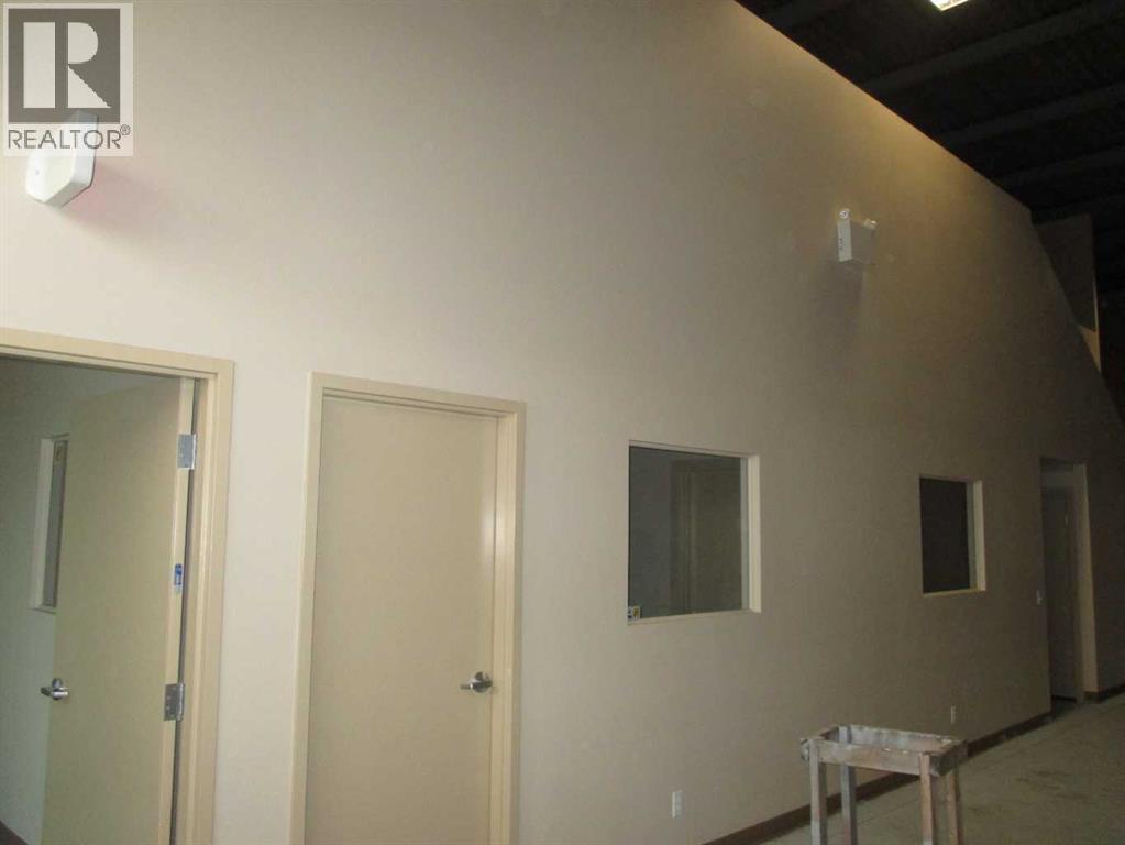 40, 4807 32 Street SE