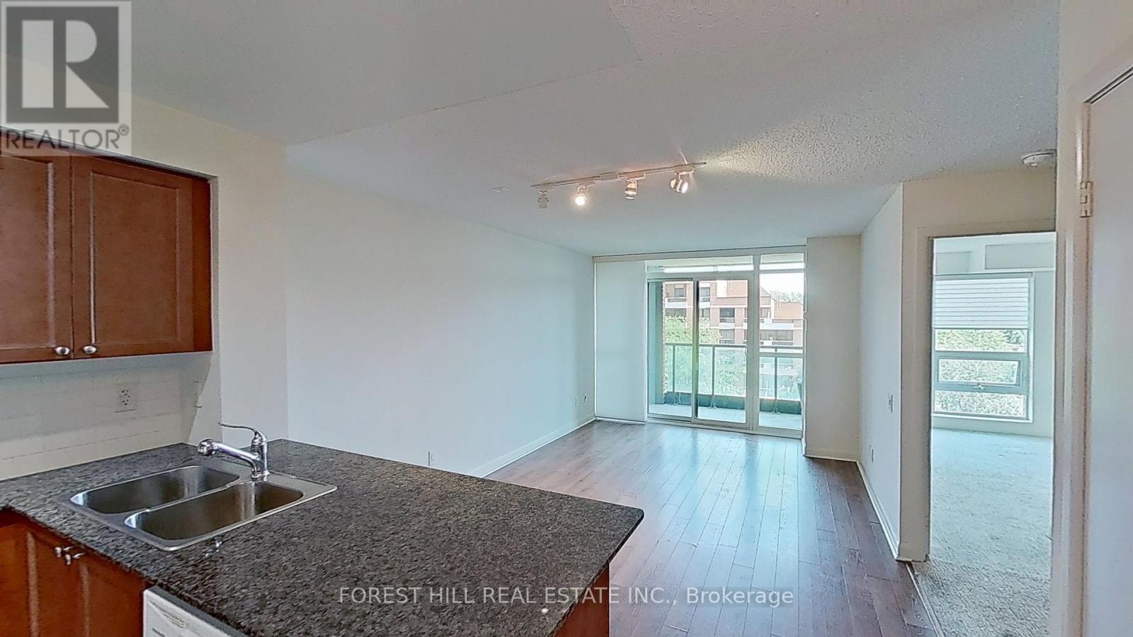 409 - 525 WILSON AVENUE