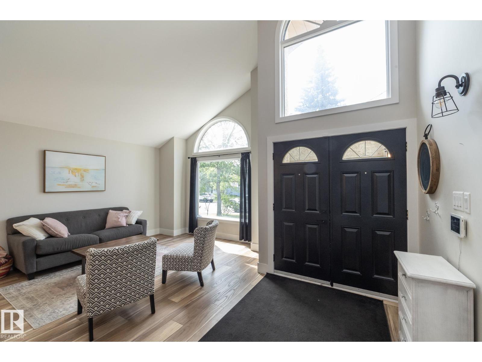 808 HEPBURN AV NW
