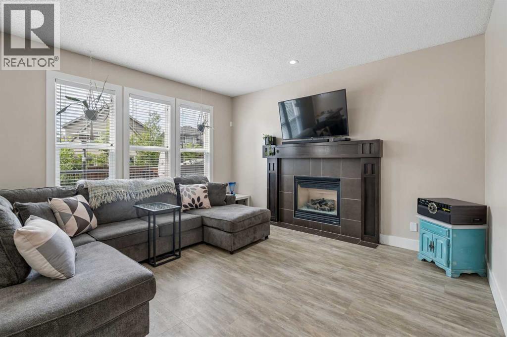 45 Mahogany Terrace SE