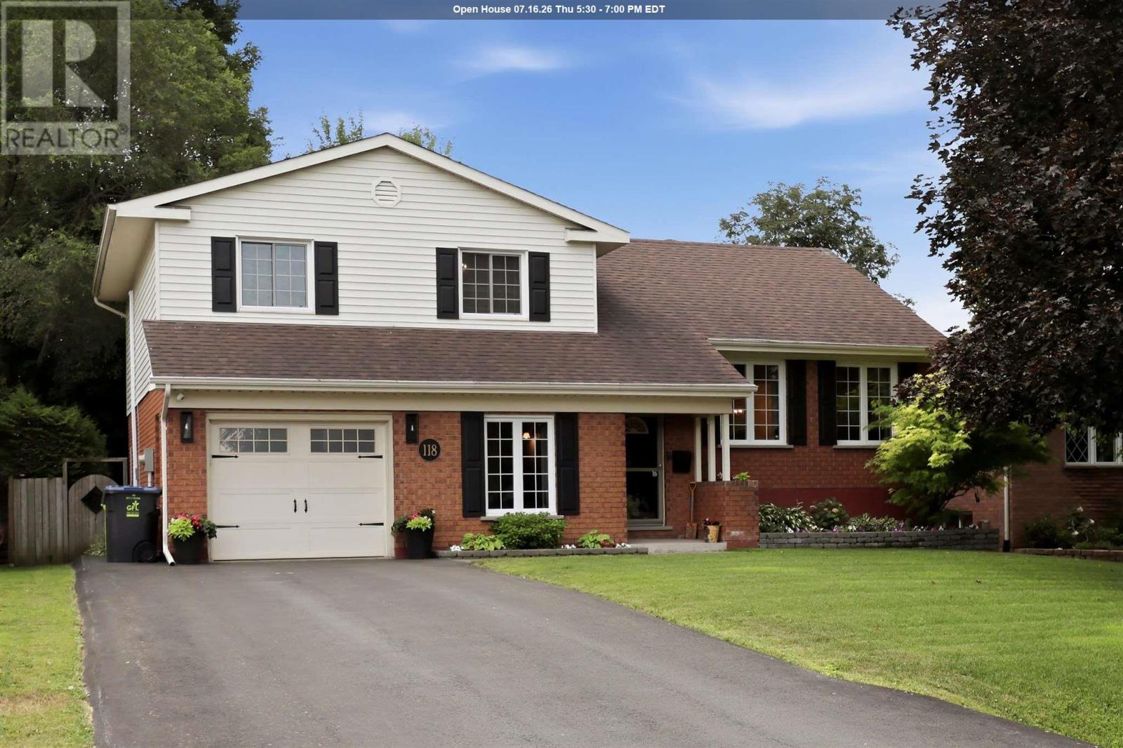 Photo 1 of 50 — 118 Bristol PL, Sault Ste. Marie, ON P6A6L8