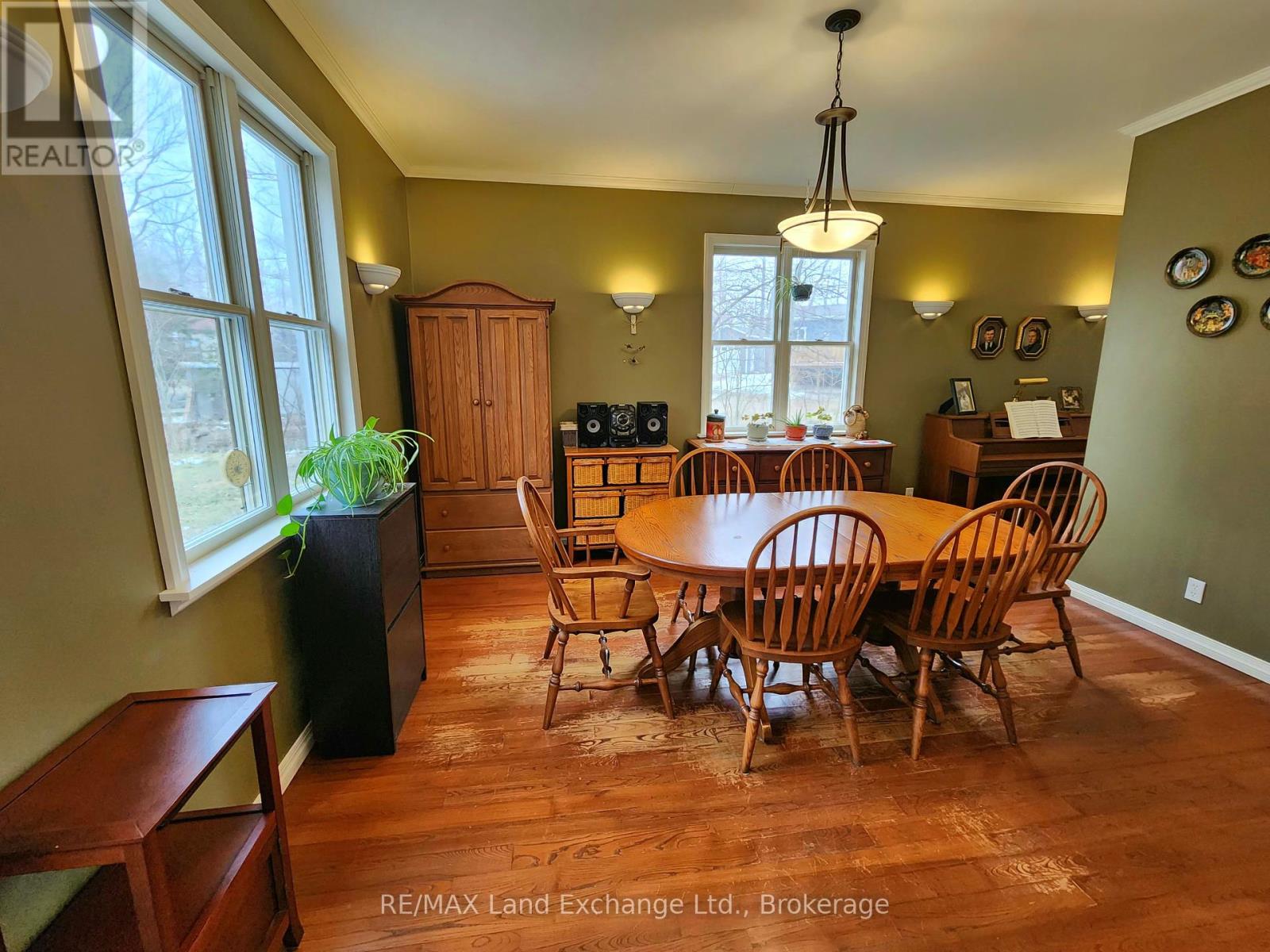 234 SHADYWOOD CRESCENT
