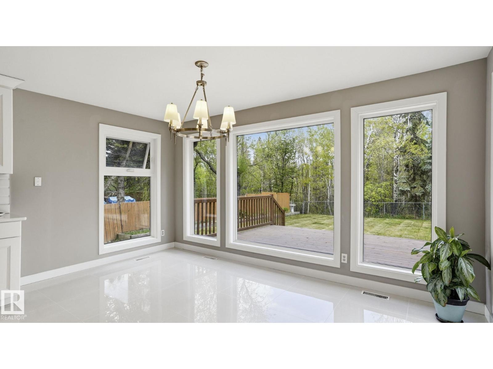 303 WESTRIDGE RD NW
