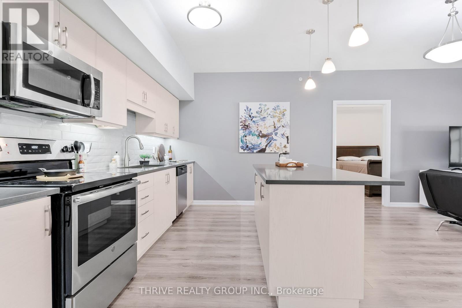 206 - 778 LAURELWOOD DRIVE
