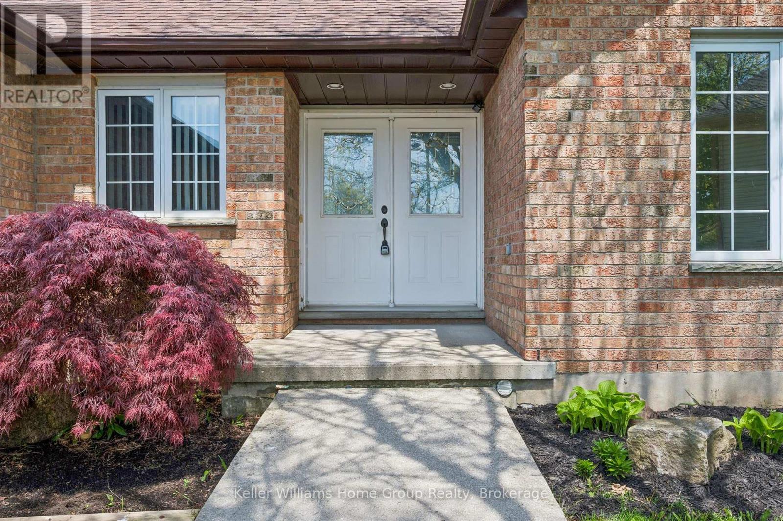 9 BERDUX PLACE