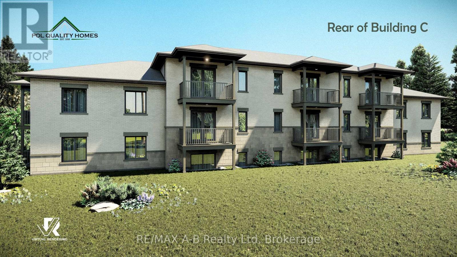 28 - 428 QUEEN STREET W