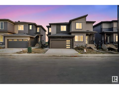 6377 KING WD SW Edmonton AB T6W5J3