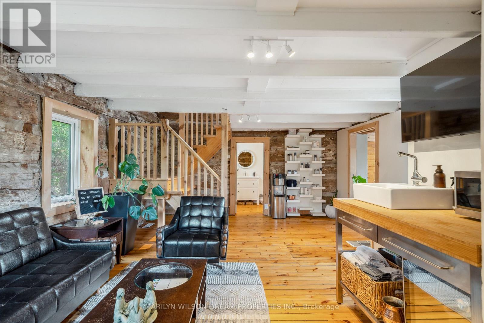 1418 STITTSVILLE MAIN STREET