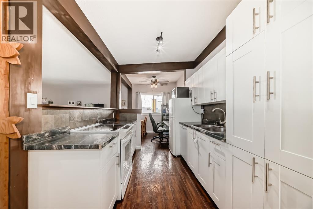 724D Raynard Crescent SE