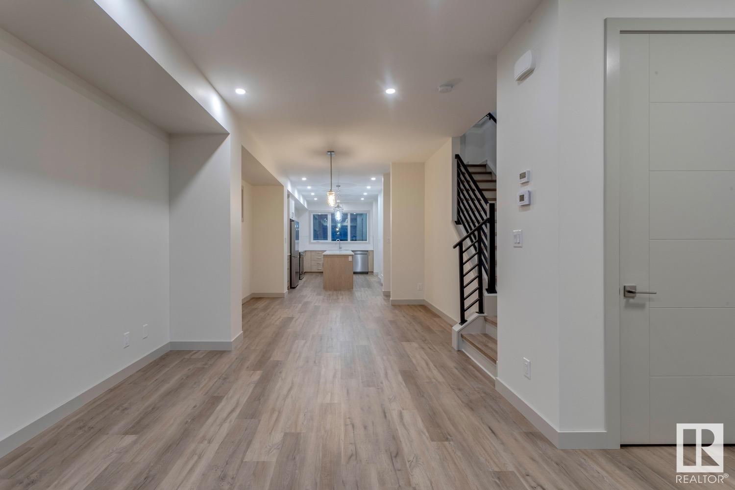 11442 70 ST NW