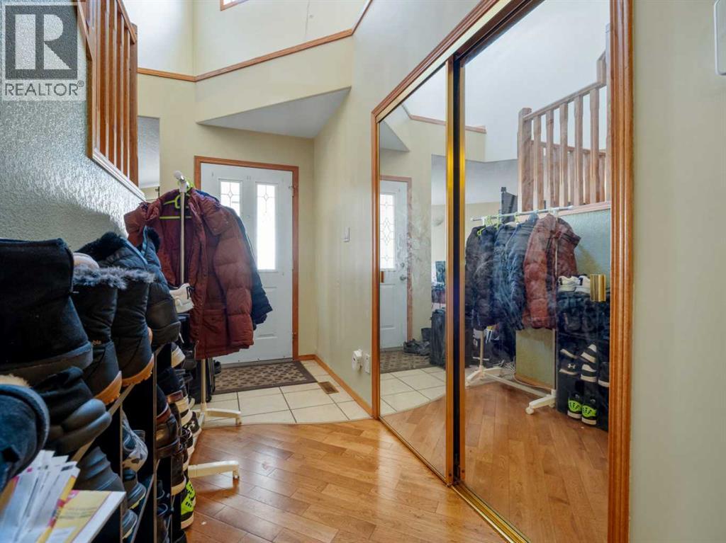 10 Fairmont Crescent S