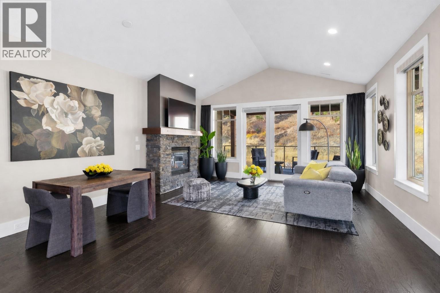 4000 Redstone Crescent Unit# 221