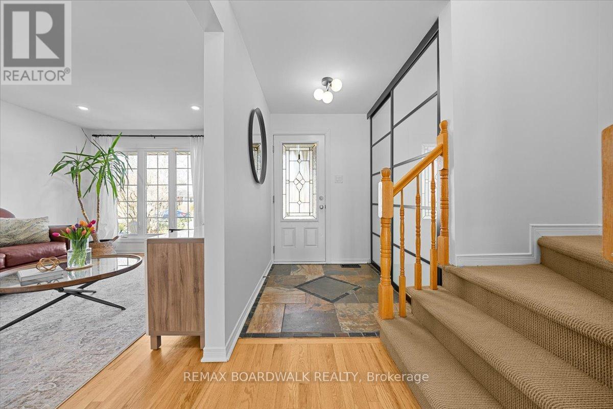 1715 TEAKDALE AVENUE