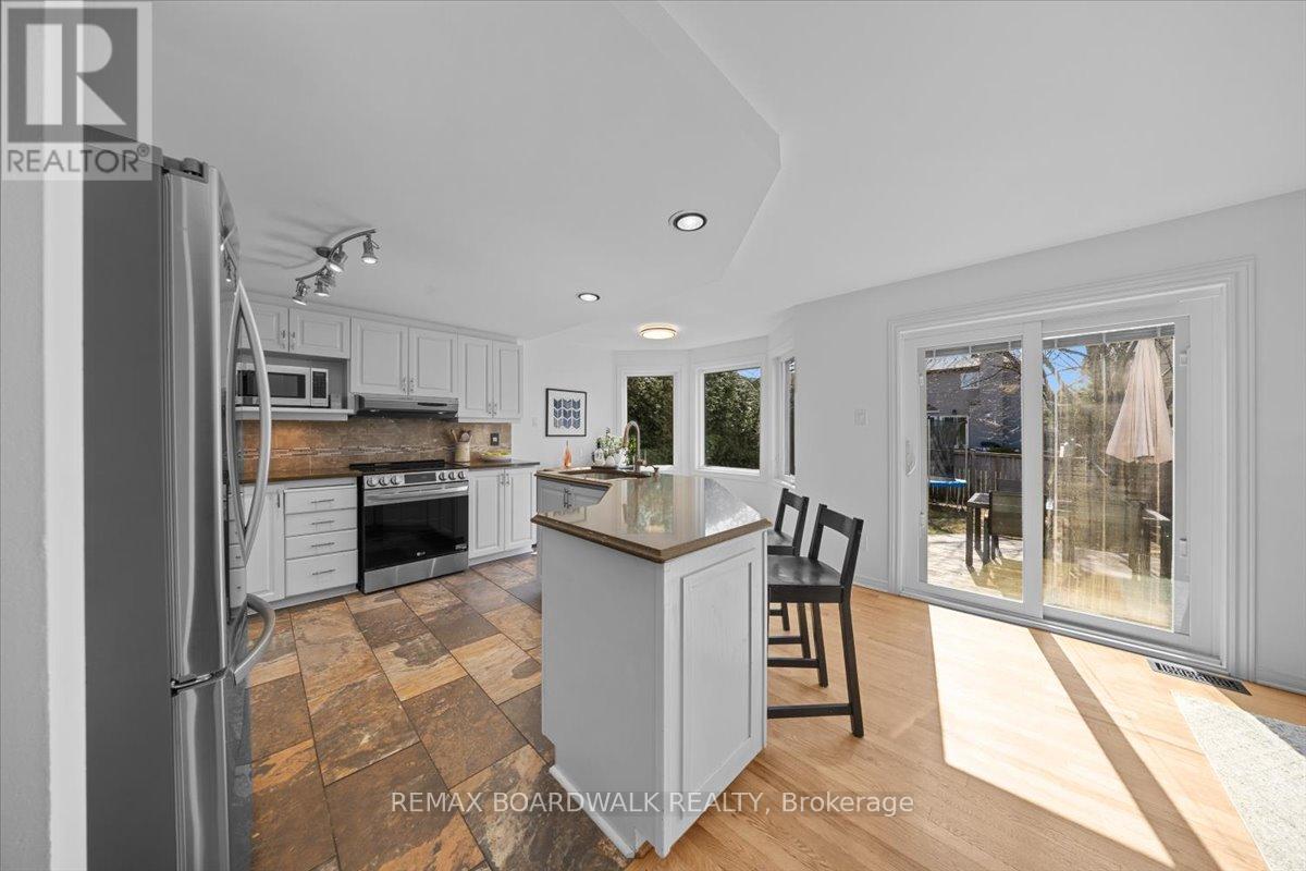 1715 TEAKDALE AVENUE