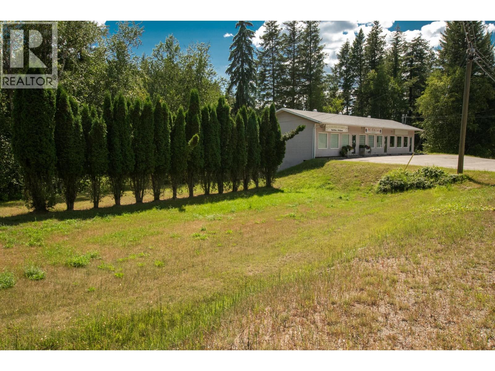 98 OLD N THOMPSON Highway