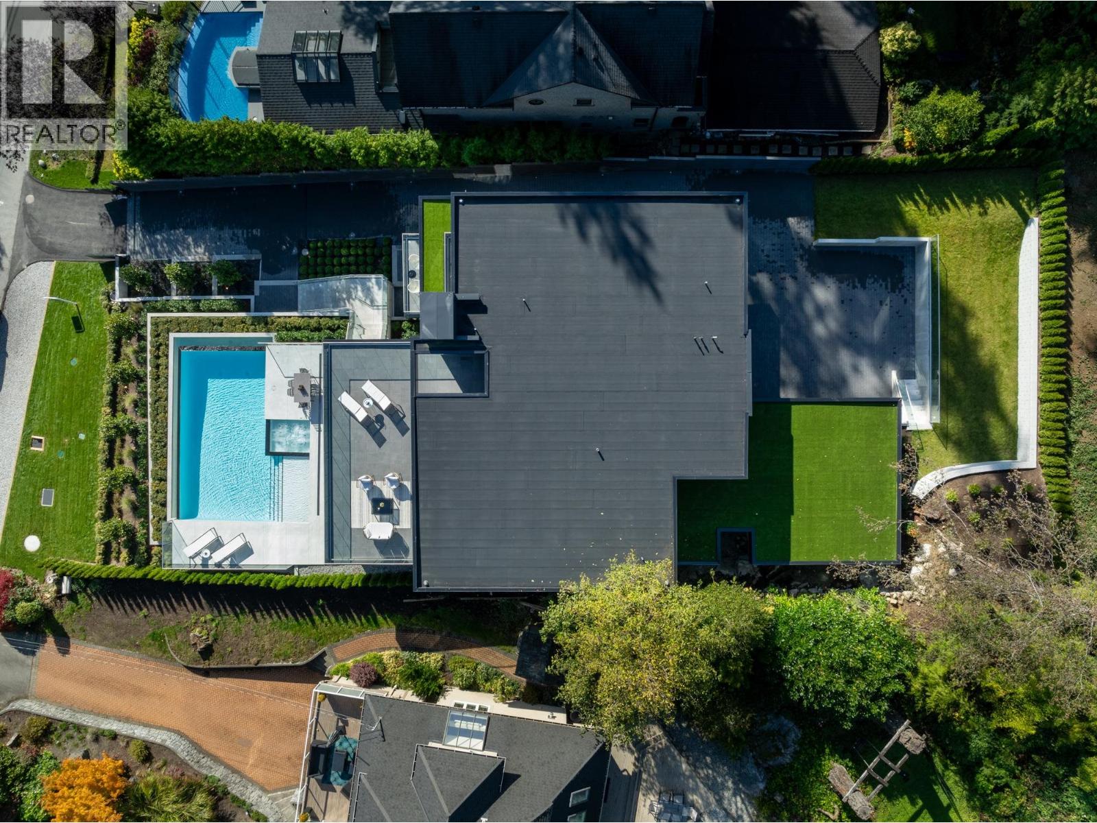 449 HILLCREST STREET