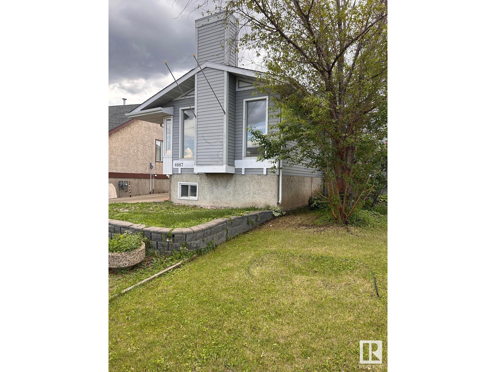 4667 126 AV NW