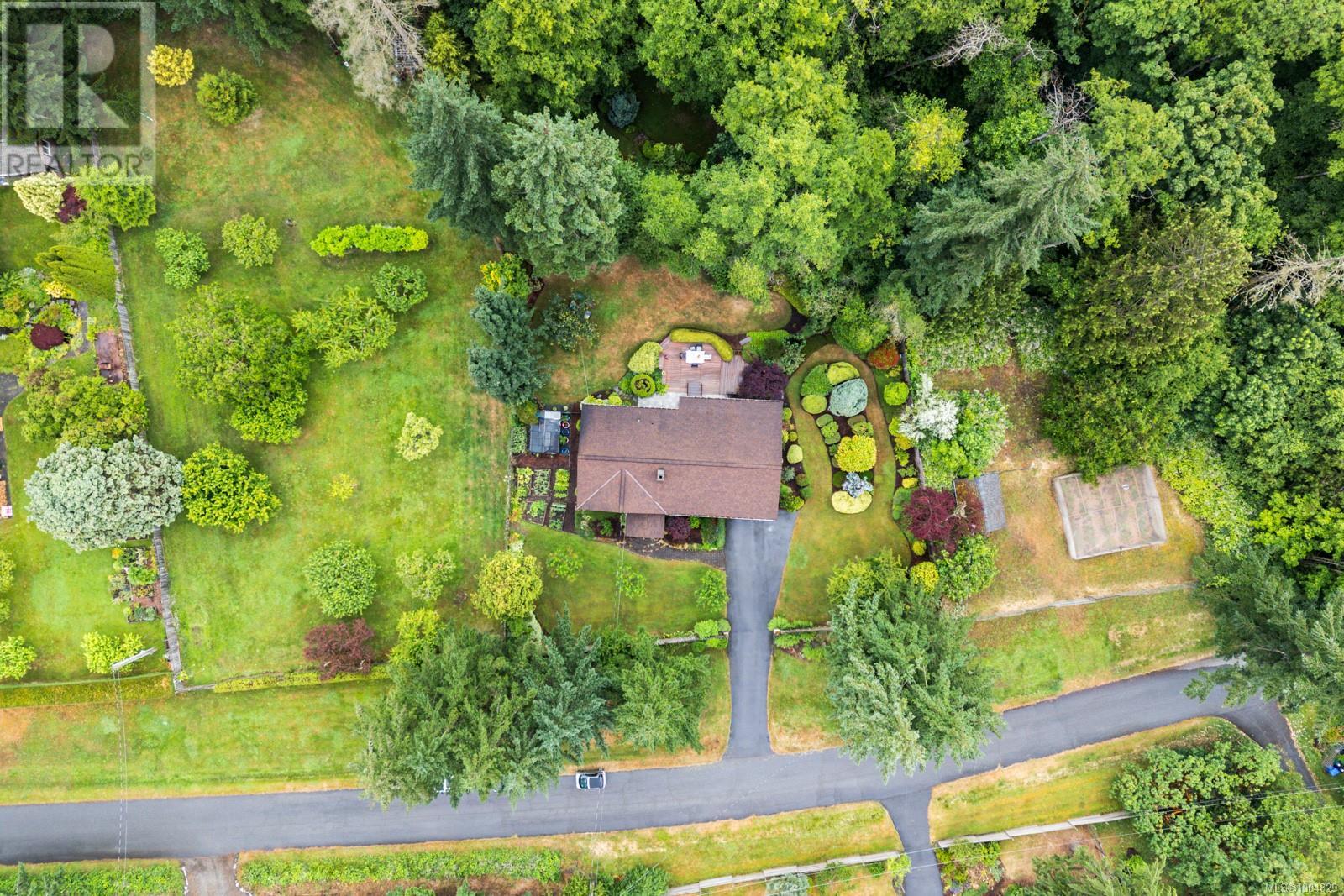 471 Goulet Rd