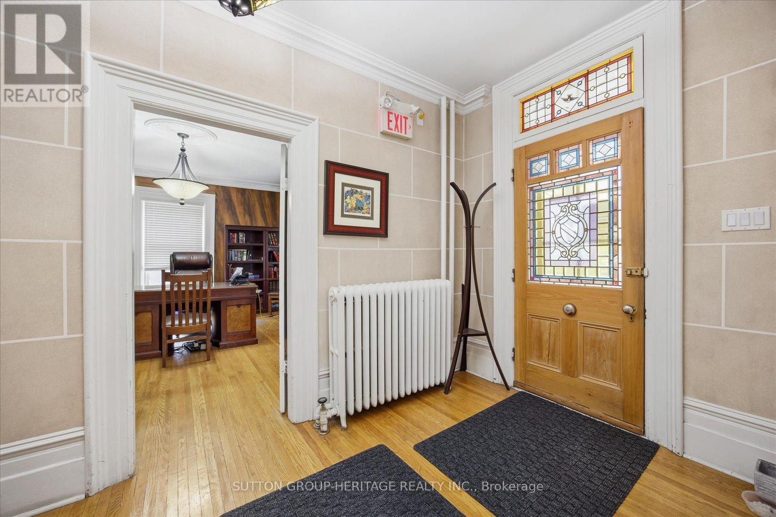 27 OLD KINGSTON ROAD