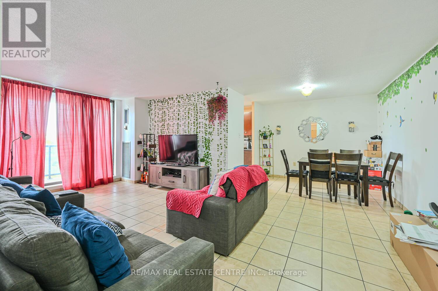 403 - 21 KNIGHTSBRIDGE ROAD