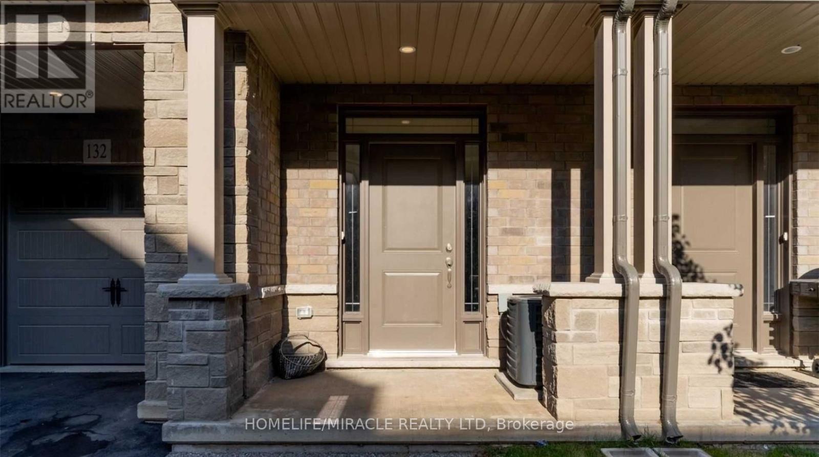 132 - 77 DIANA AVENUE