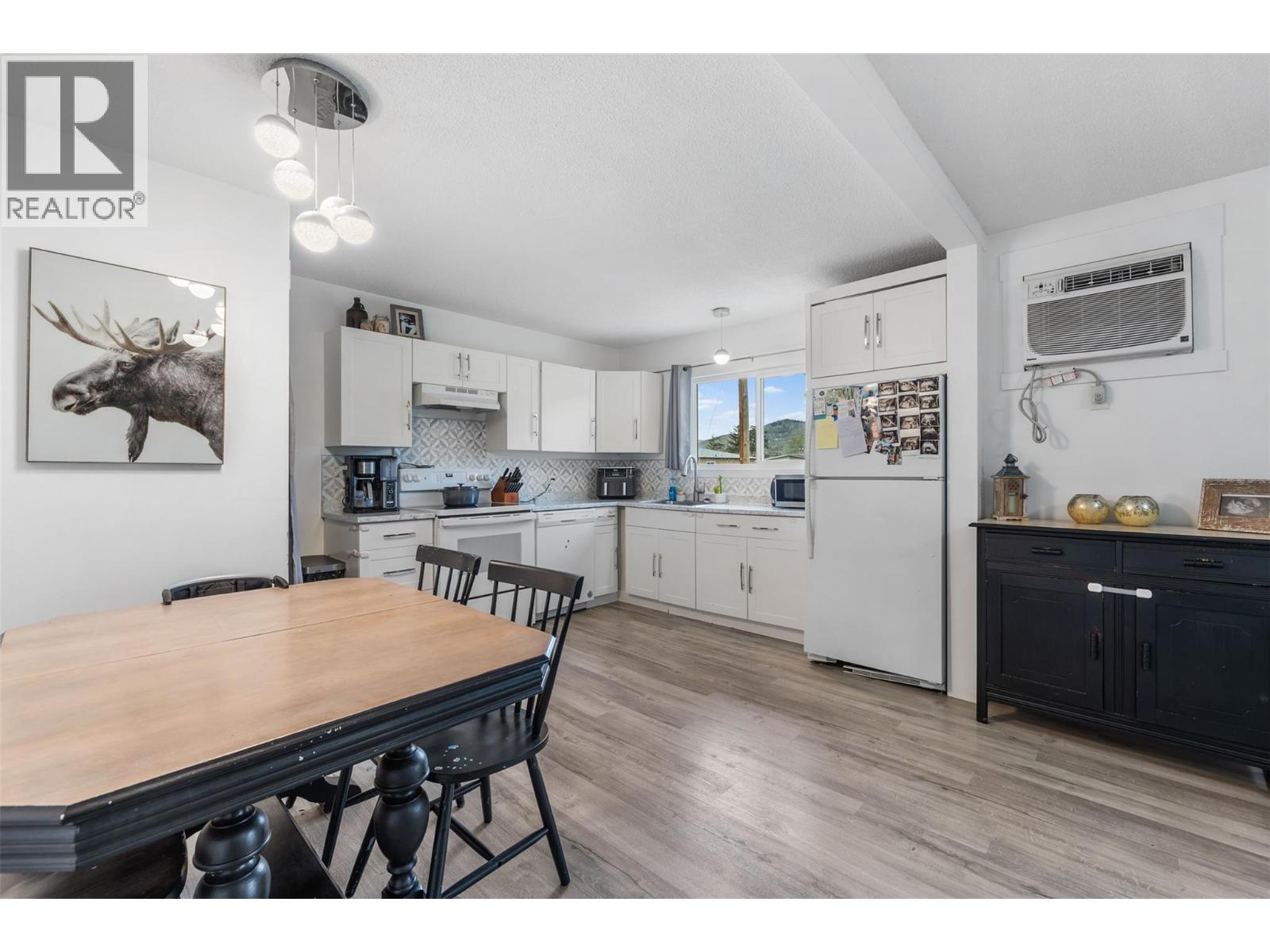 1801 42A Street