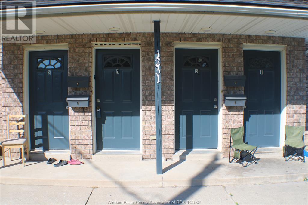 1231 HIGH STREET