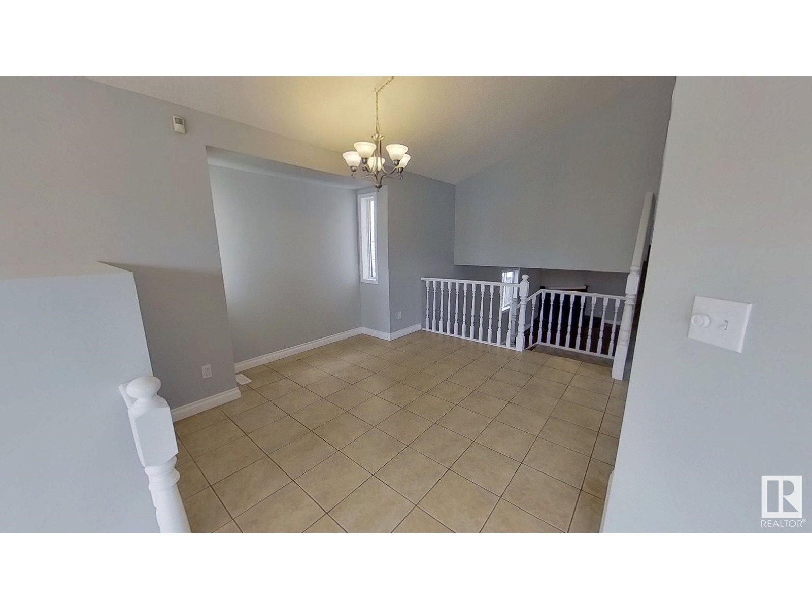 3827 22 ST NW NW