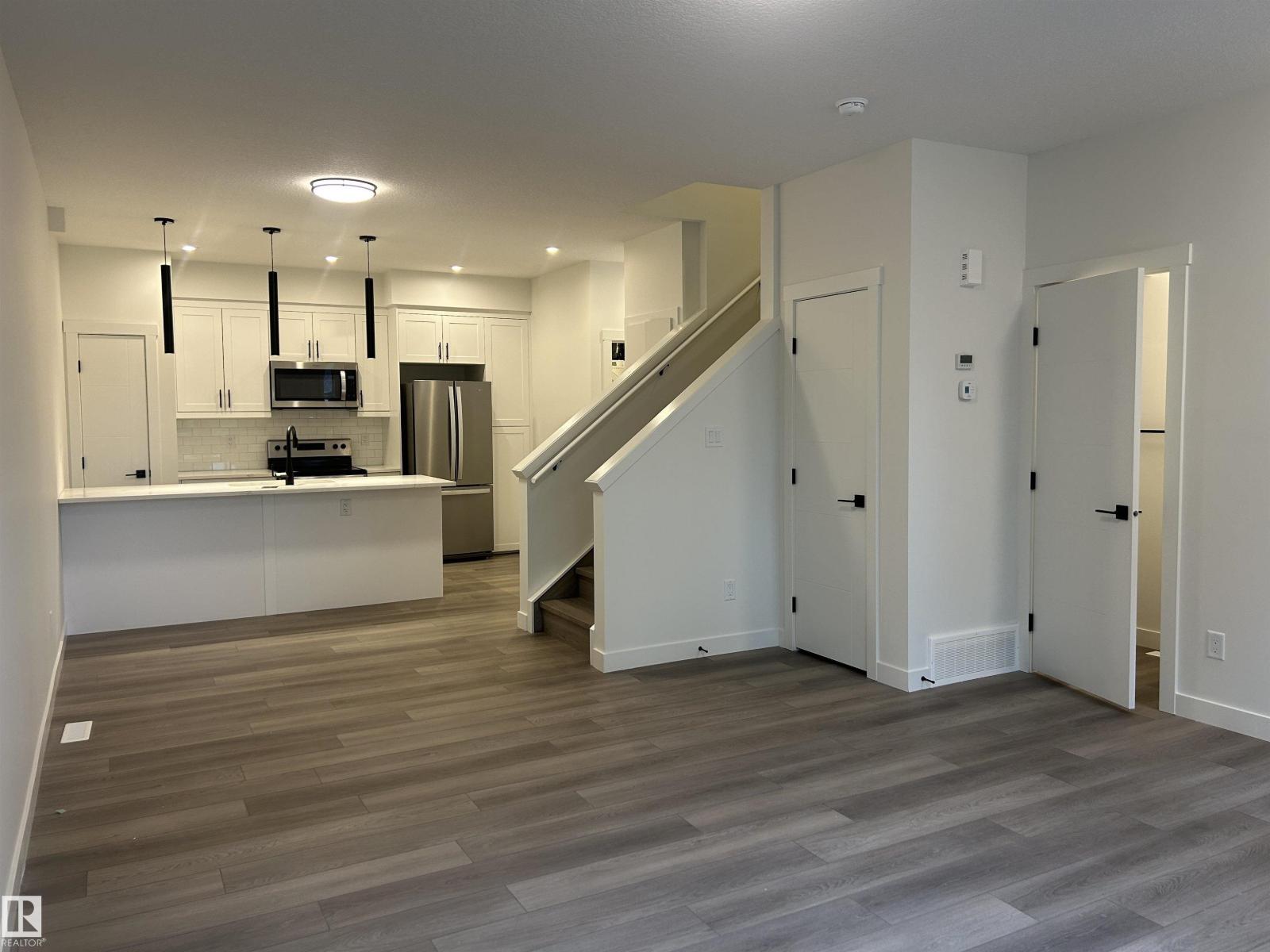 11012 132 ST NW