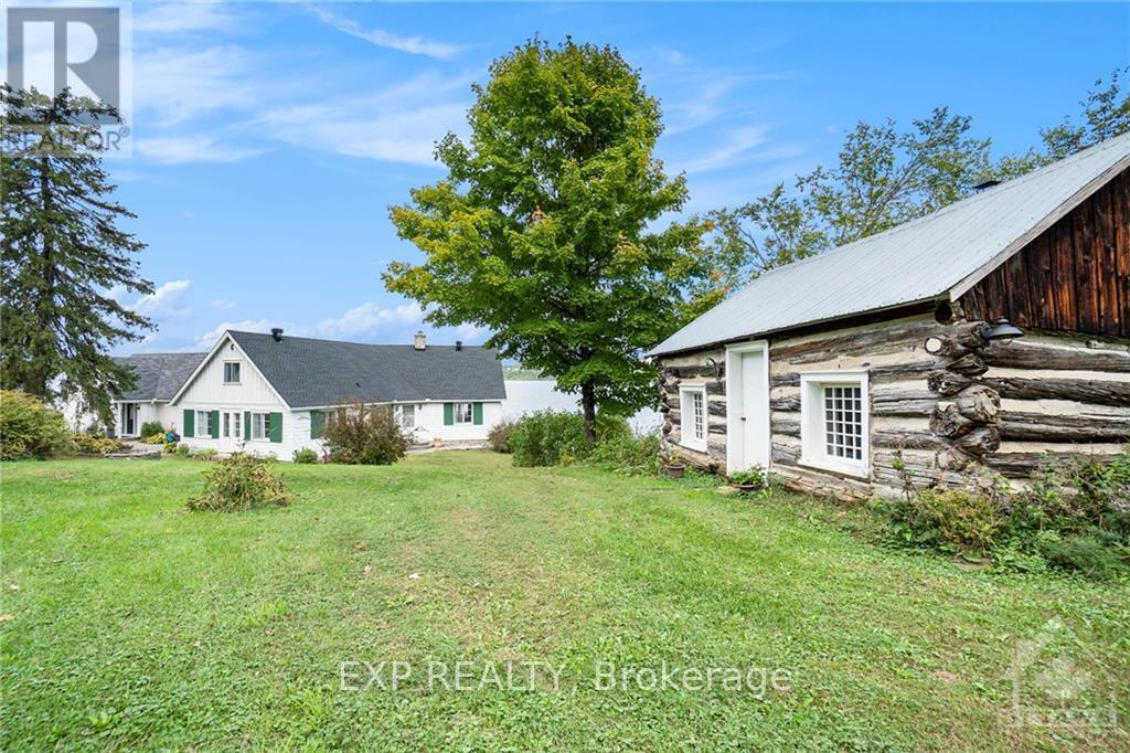 350 BERRY SIDE ROAD