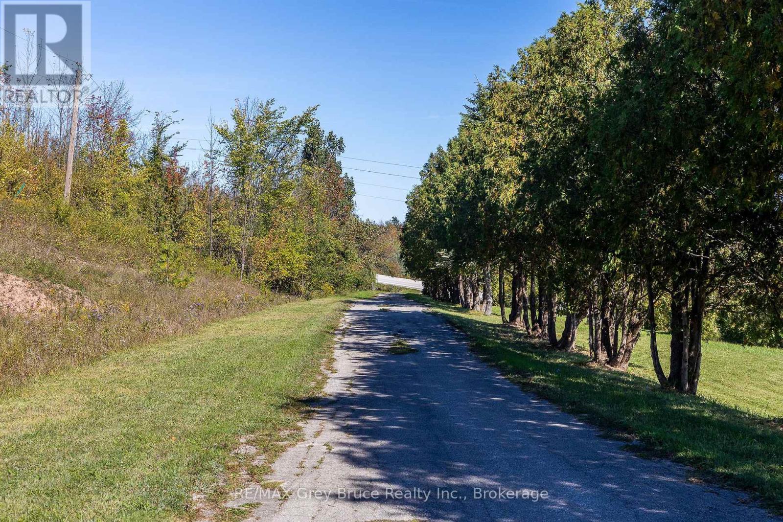 138558 GREY RD 112 N