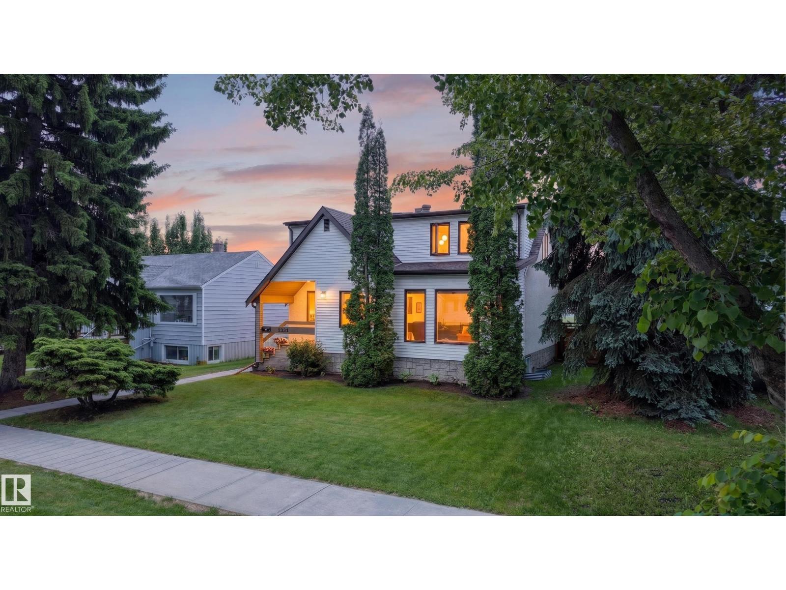 11331 75 AV NW