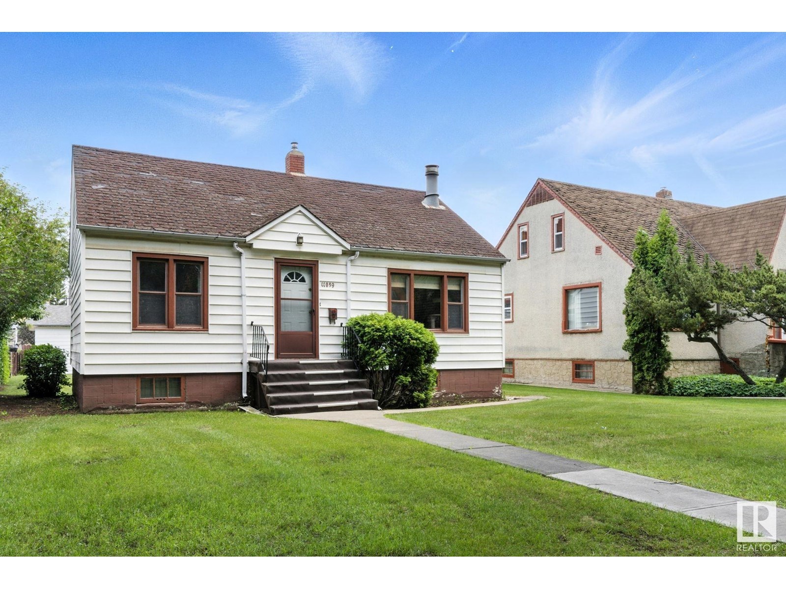 11039 107 ST NW NW