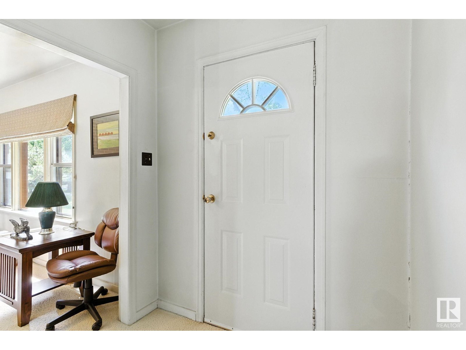 11039 107 ST NW NW