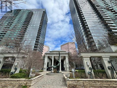 428 - 25 GREENVIEW AVENUE Toronto (Newtonbrook West) ON M2M0A5