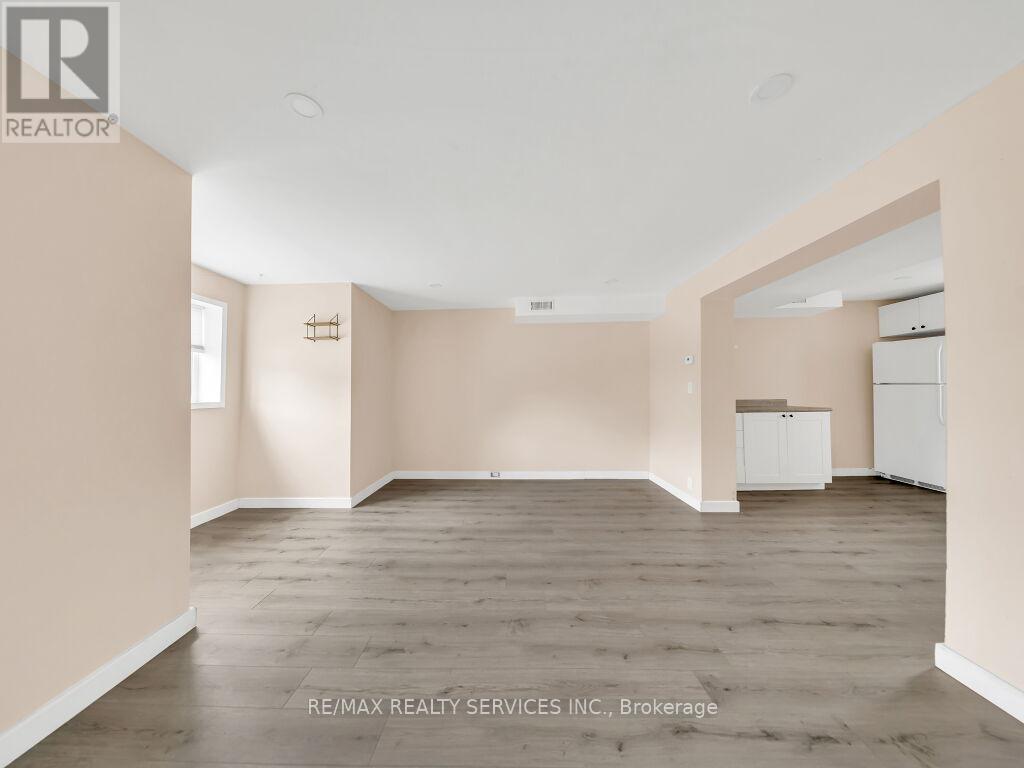 123 MAIN STREET W