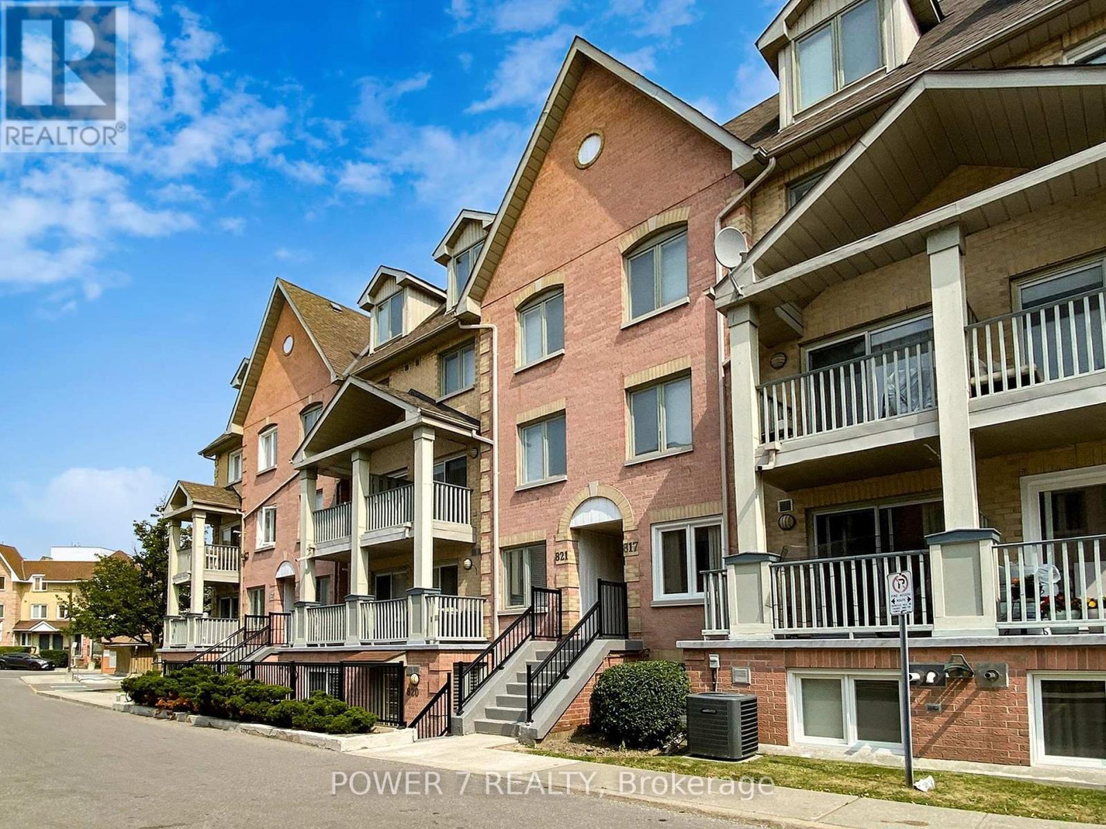 820 - 75 WELDRICK ROAD E