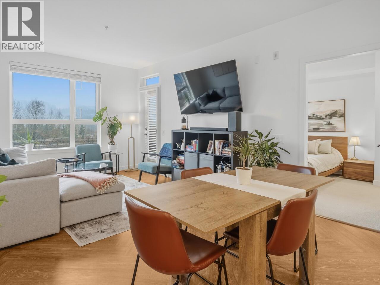 514 3229 ST JOHNS STREET