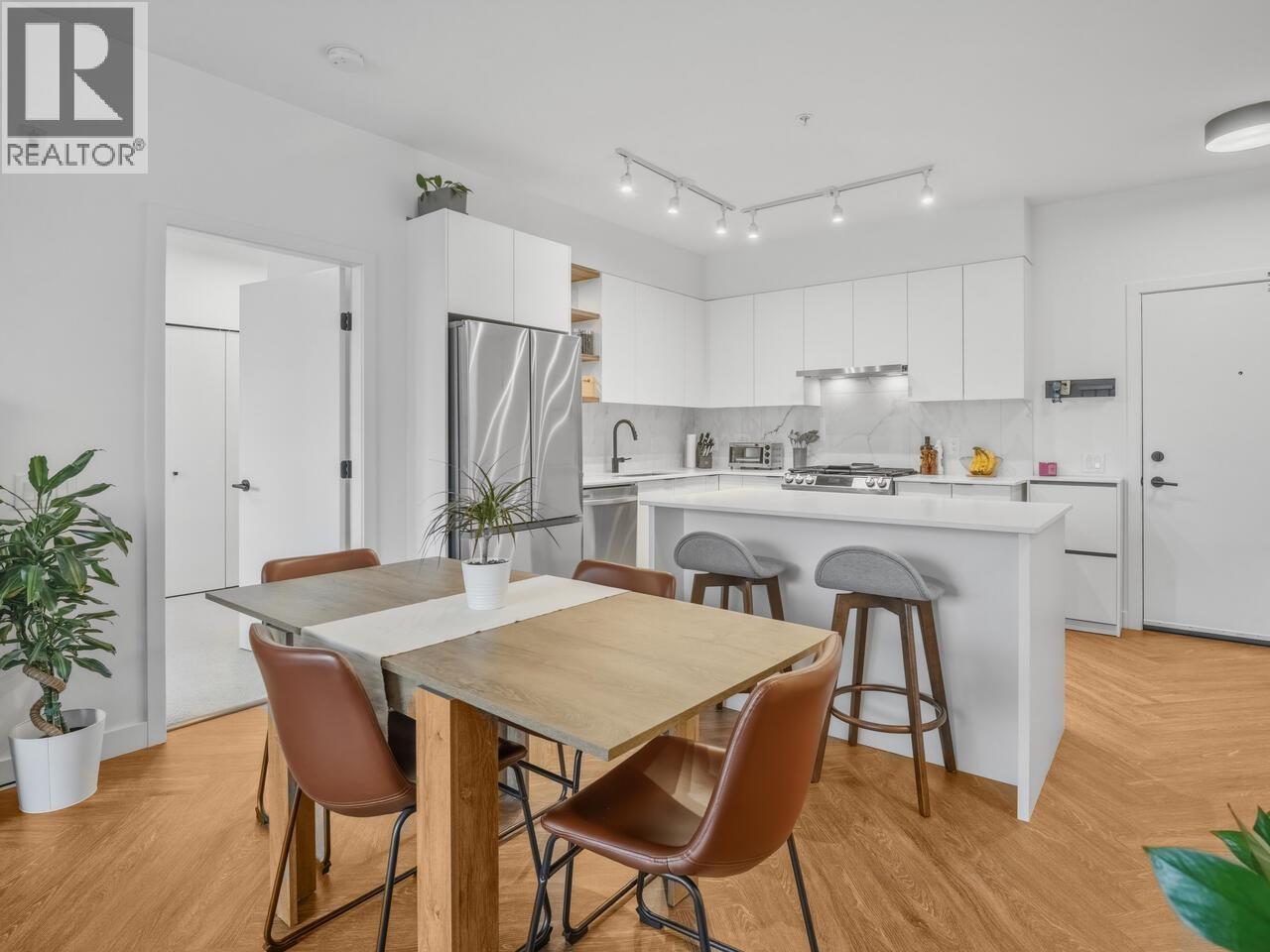 514 3229 ST JOHNS STREET