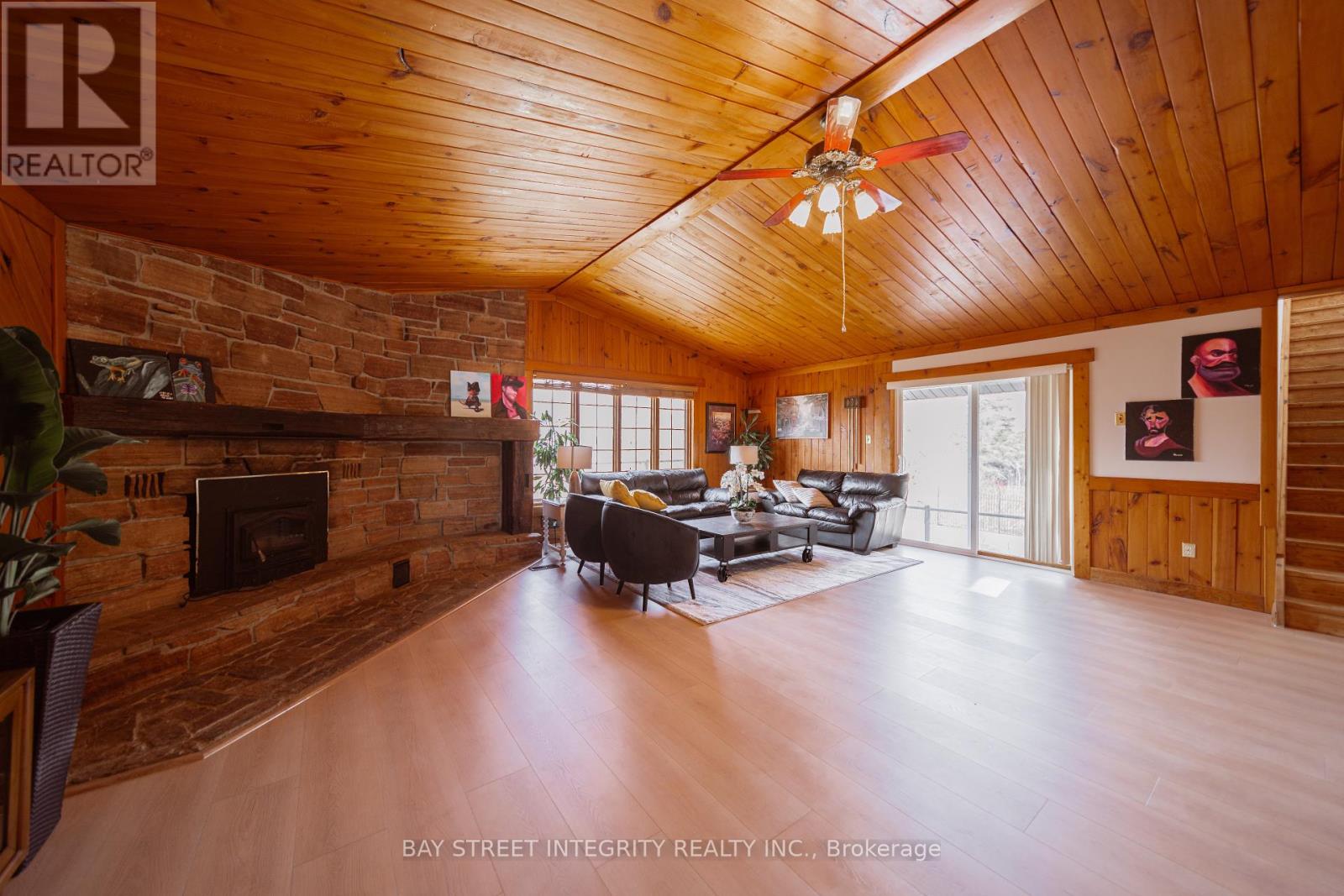 236 SUMMIT DRIVE