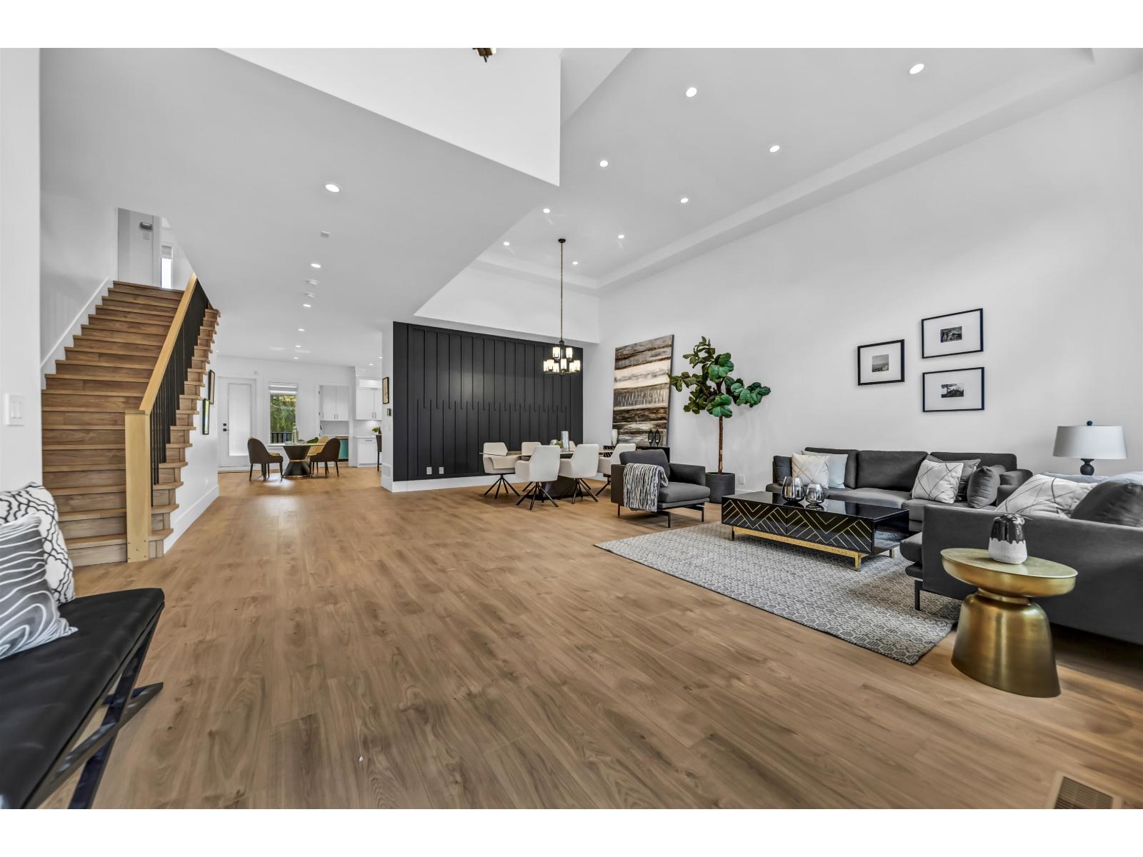 2699 VALEMONT CRESCENT