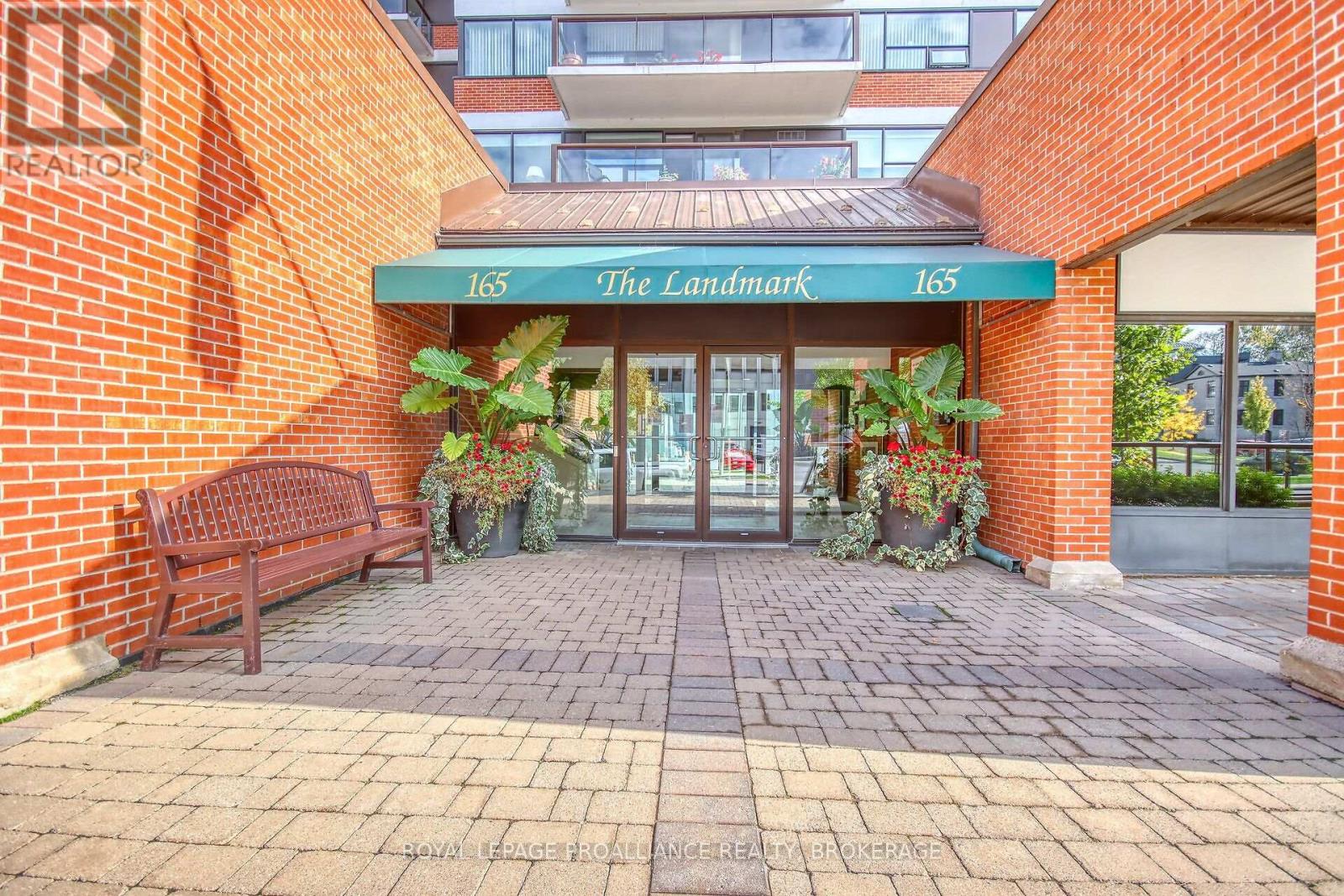 309 - 165 ONTARIO STREET
