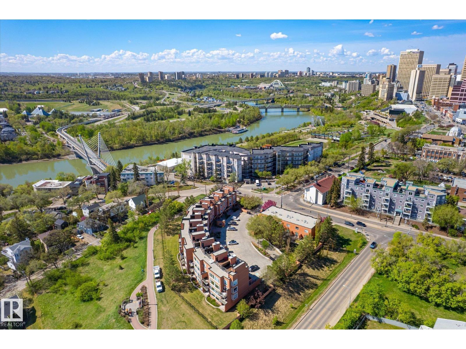 #108 10105 95 ST NW