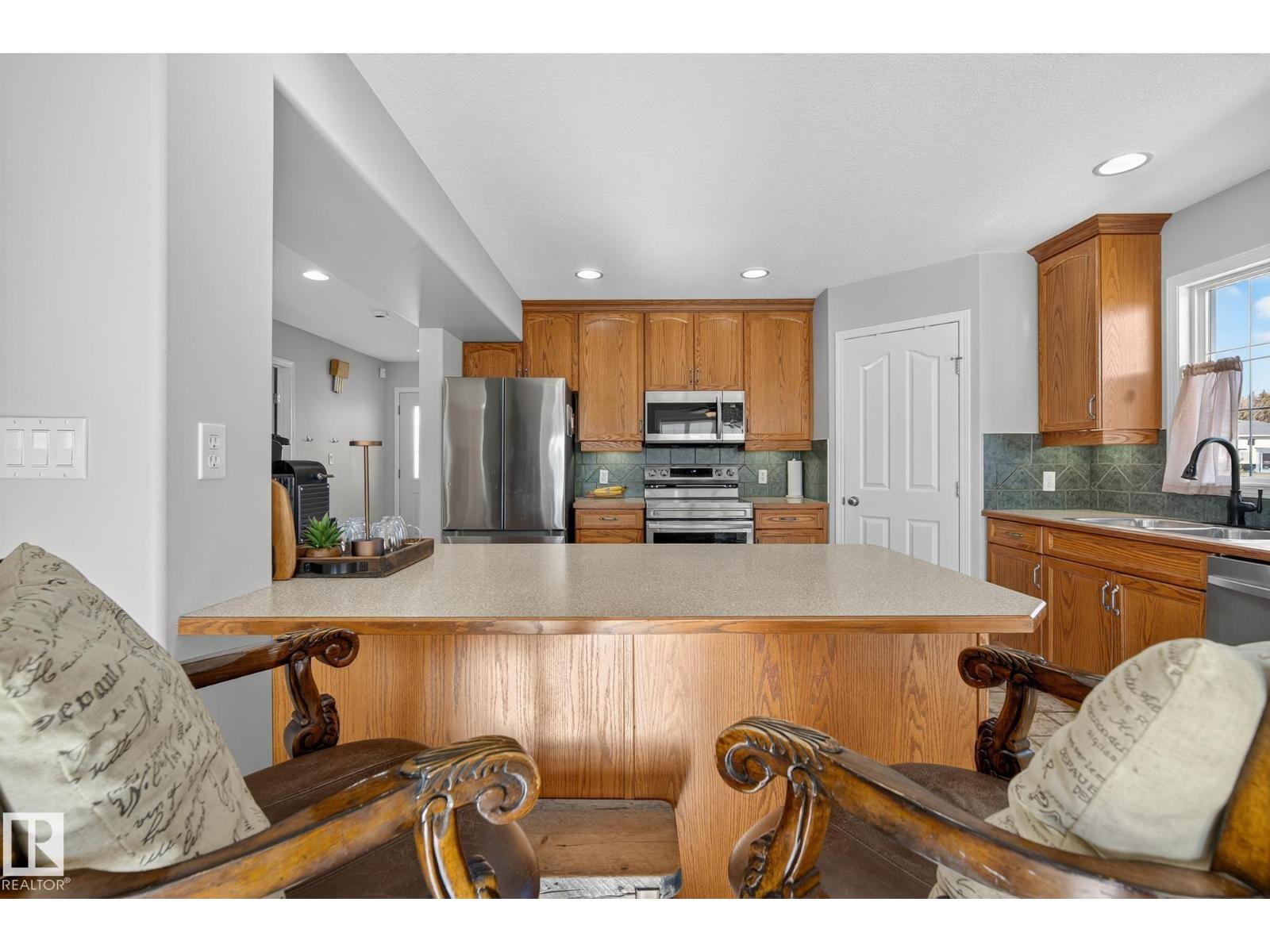 #304 52349 RGE ROAD 222