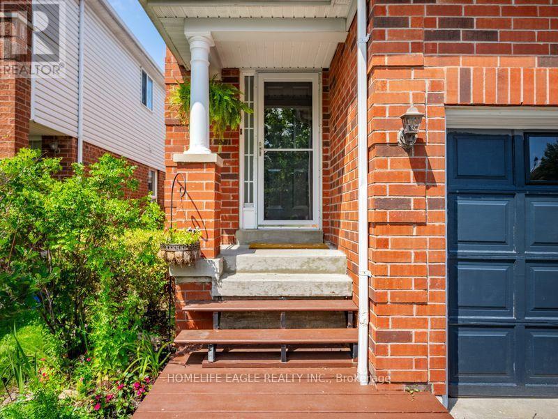 479 HEDDLE CRESCENT