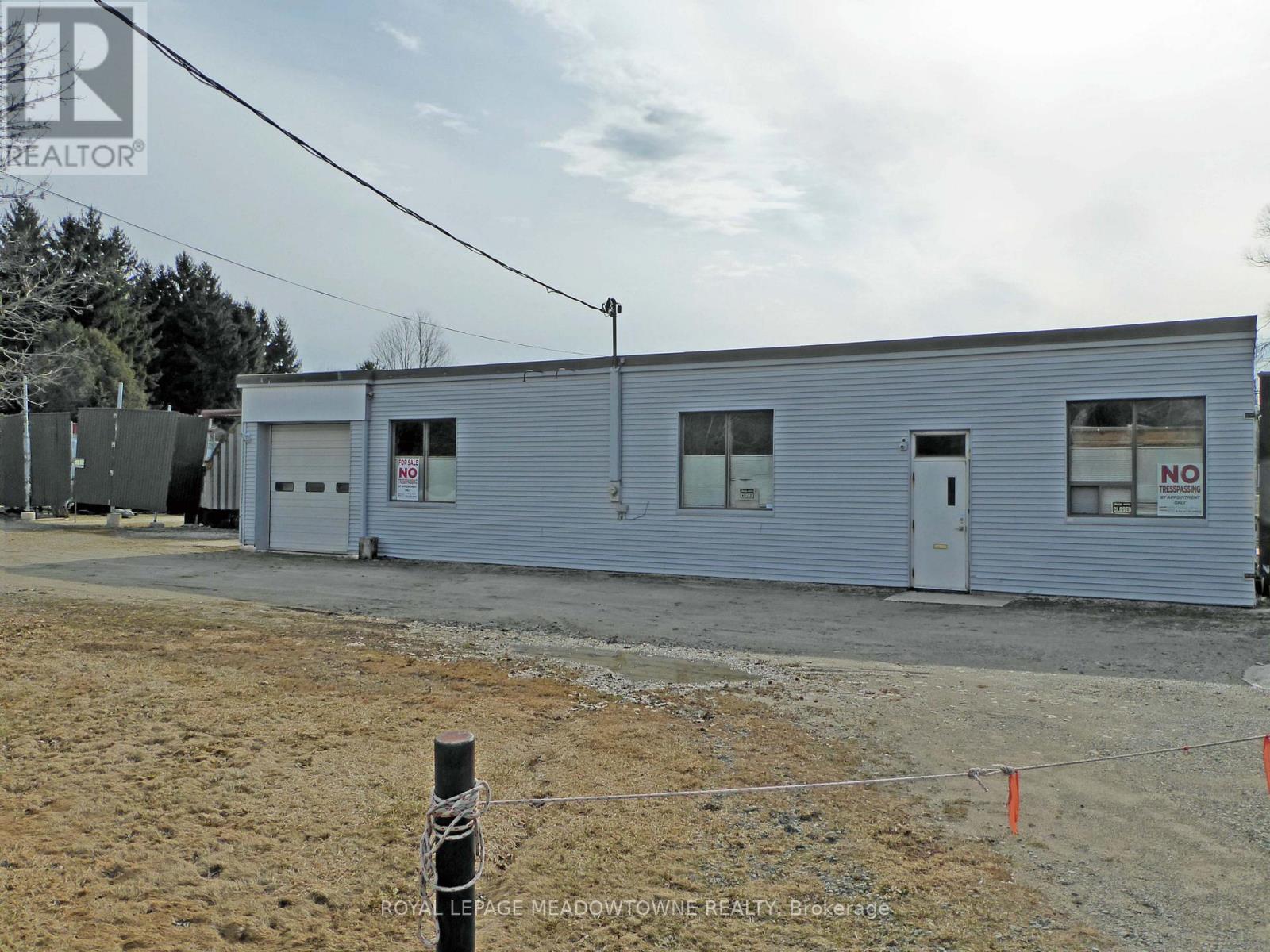 6148 32 SIDE ROAD
